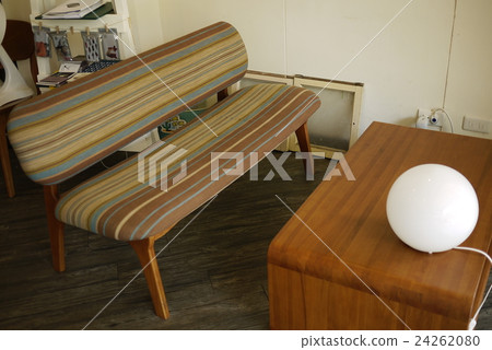 Porco Theater 24262080