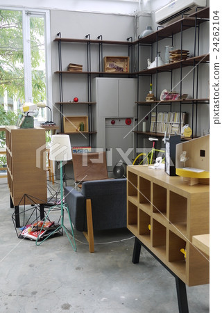 Light cheese 24262104