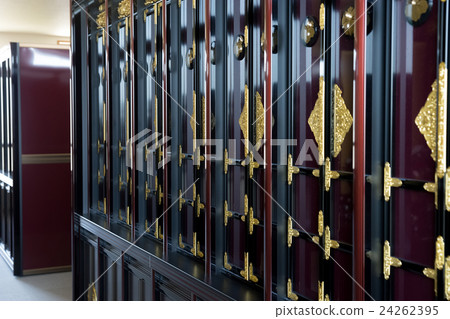 Cages Cages 24262395