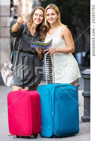 lost tourists looking for hotel lost tourists looking for hotel 24265765
