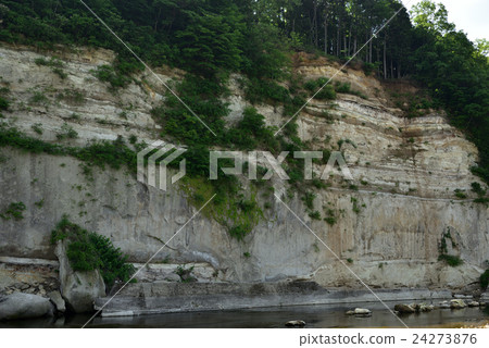 Mauchoen Giant Outcrop 24273876