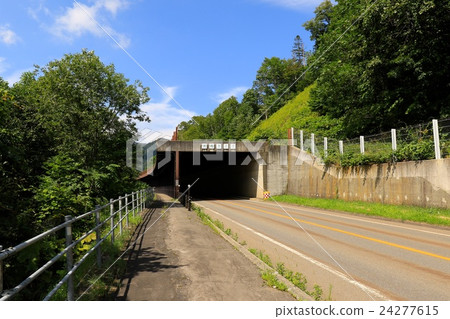 27號公路的273號公路。 Kuroishidaira Fukudou 24277615