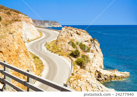 Mountain roads and serpentines of Crete, Heraklion 24277940