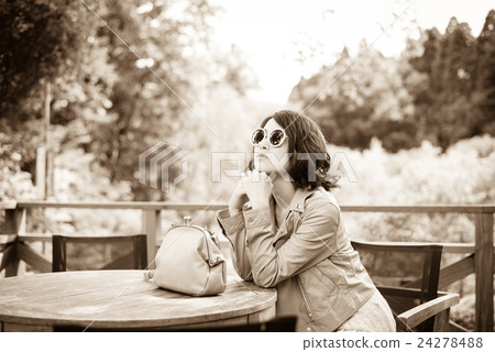 Sepia Female Portrait 24278488