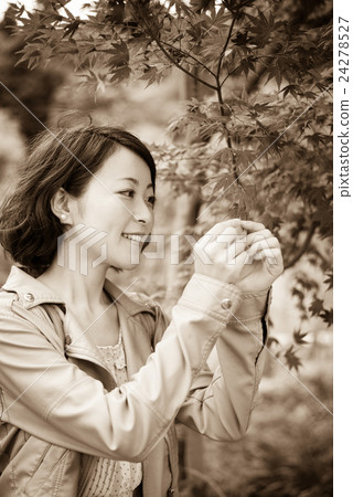 Sepia Female Portrait Sepia Female Portrait 24278527