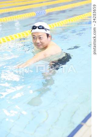 Fitness pool 24283659