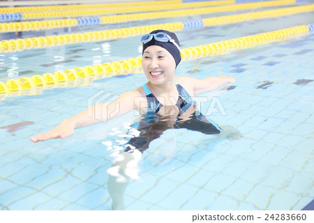 Fitness pool 24283660