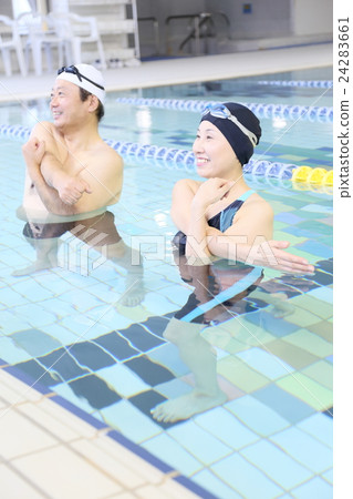 Fitness pool 24283661