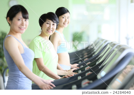 女性健身形象 24284040