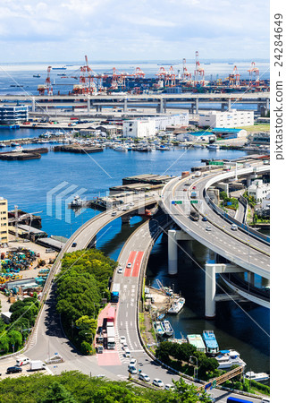Yokohama Honmoku wharf and the capital city high speed Yokohama Honmoku wharf and the capital city high speed 24284649
