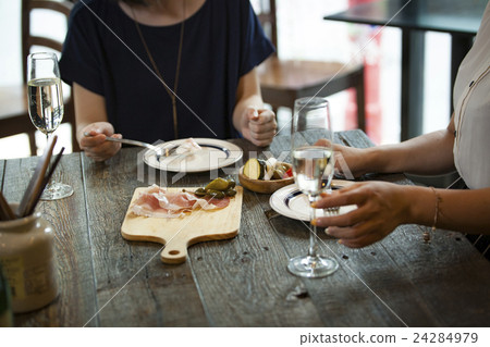 Women's Association drinking from noon / shooting cooperation _ Daidabashi Awayeddo Women's Association drinking from noon / shooting cooperation _ Daidabashi Awayeddo 24284979