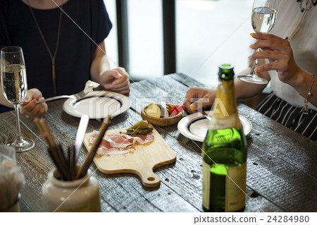 Women's Association drinking from noon / shooting cooperation _ Daidabashi Awayeddo 24284980
