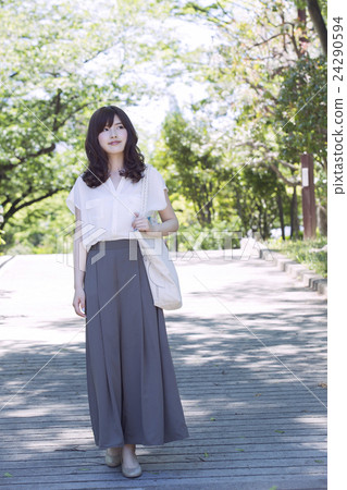 young woman young woman 24290594