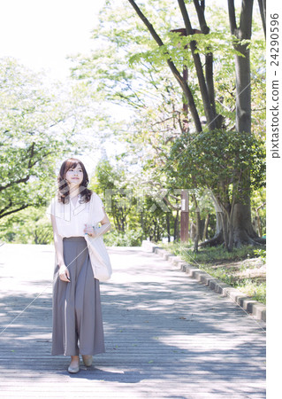 young woman young woman 24290596