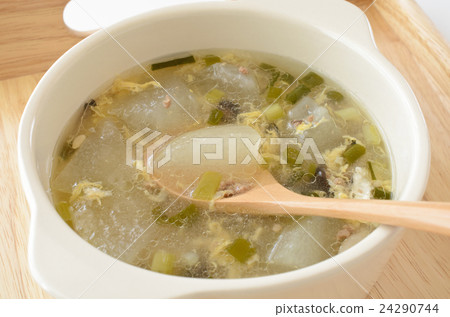 Spinach soup Spinach soup 24290744