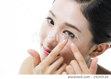 Beautiful Asian Woman / Beauty Concept.jpg Beautiful Asian Woman / Beauty Concept.jpg 24293516