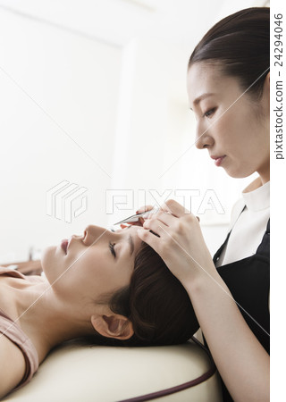 Eyelash Extension Eyelash Extension 24294046