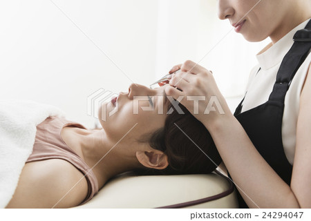 Eyelash Extension 24294047