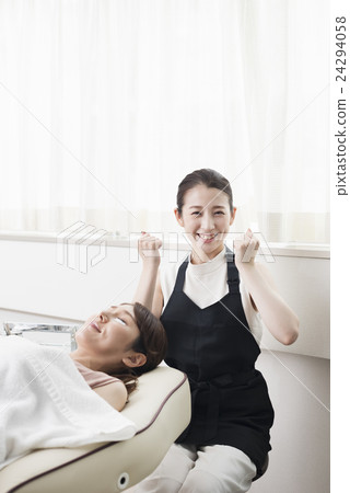 Eyelash Extension 24294058