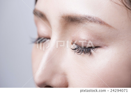 睫毛延長 24294071