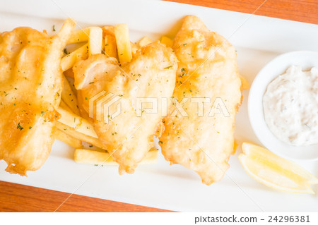 Fish and chip 24296381