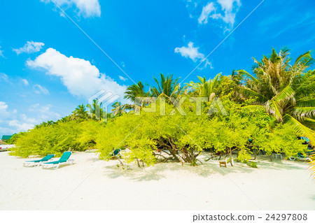Maldives island Maldives island 24297808