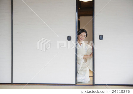 用日本服裝問候 24310276