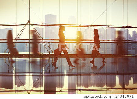 Variation People Holding SHopping Bags Concepts Variation People Holding SHopping Bags Concepts 24313071