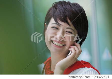 打電話給女 24322321