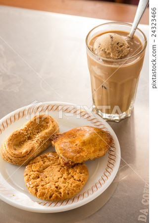 Feng Da Cafe 24323466