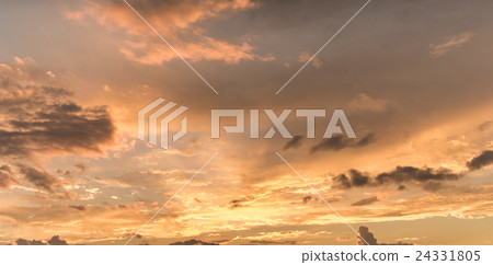 爬山時的形象 24331805