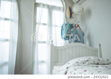 女孩的房間 24332022