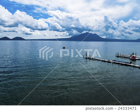 Lake Shikotsu (low-sky aerial shooting) Lake Shikotsu (low-sky aerial shooting) 24333471