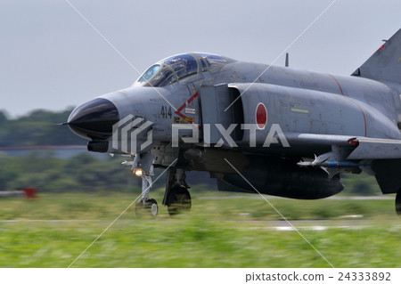 Air Self Defense Force Fighter Landing F - 4 EJ Air Self Defense Force Fighter Landing F - 4 EJ 24333892