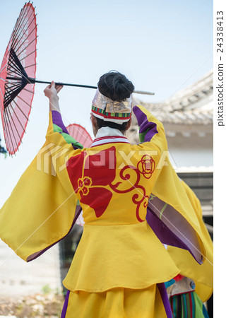 土佐的夏天Yosakoi節日是有趣的Yosakoi 2016深夜節日全國大會高知城堡場地 土佐的夏天Yosakoi節日是有趣的Yosakoi 2016深夜節日全國大會高知城堡場地 24338413