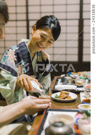 ryokan, japanese inn, couple 24338636