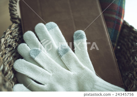 Gloves and tablets 24345756