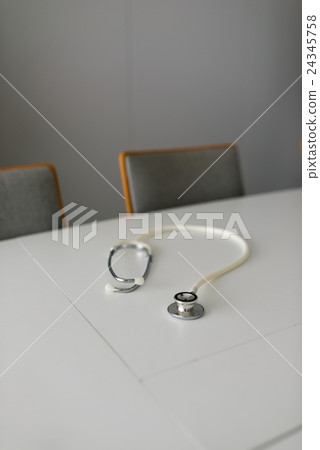 Stethoscope  24345758