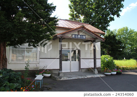 Shin-Itsukawa station station building 24354060