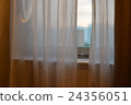 One room in the hotel 24356051