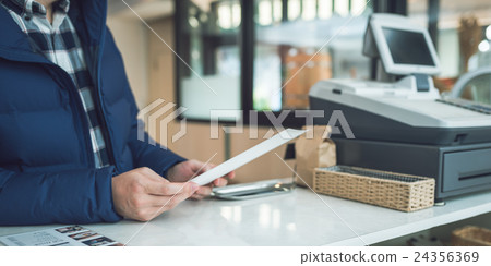 一家咖啡館 24356369