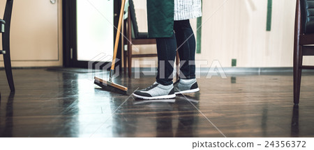 一家咖啡館 24356372