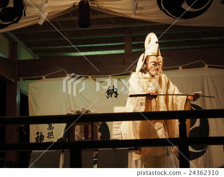 The musical karakuri performed in the Kagura-densen of Takane Shinme Co., Ltd. in Funabashi City, Chiba Prefecture 24362310
