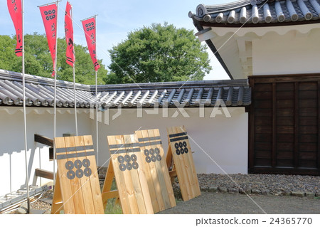 Ueda castle shield 24365770