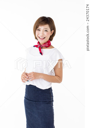 一個女人在他的tw 一個女人在他的tw 24370174