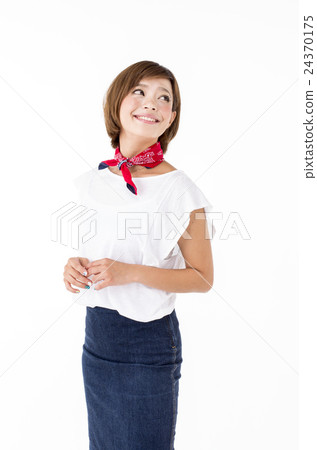 一個女人在他的tw 一個女人在他的tw 24370175