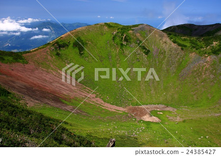 羊蹄山和外環的火山口 24385427