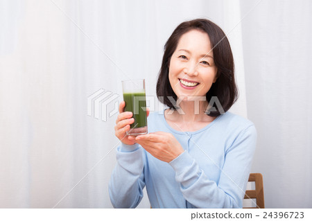 Vegetable juice image 24396723