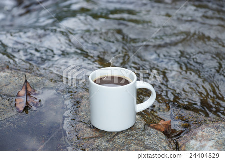 Refreshments and coffee on the rocks at the falls. Refreshments and coffee on the rocks at the falls. 24404829