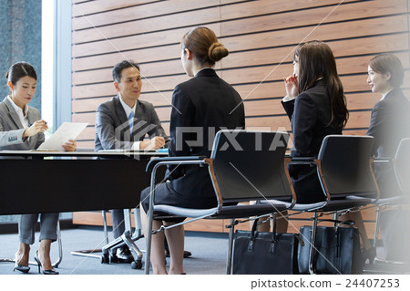 Job hunting interview image Job hunting interview image 24407253